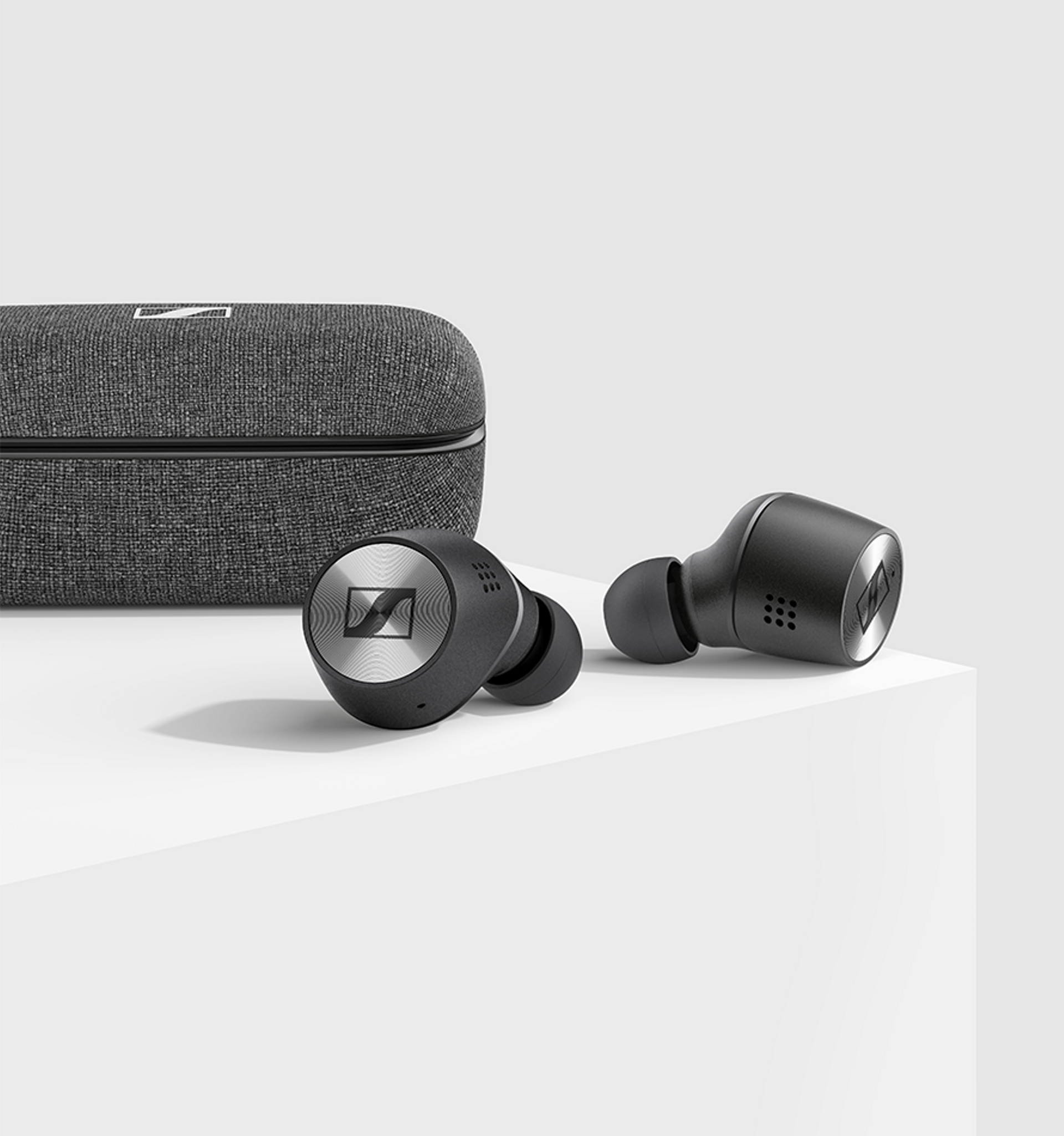 MOMENTUM 3 Wireless earbuds