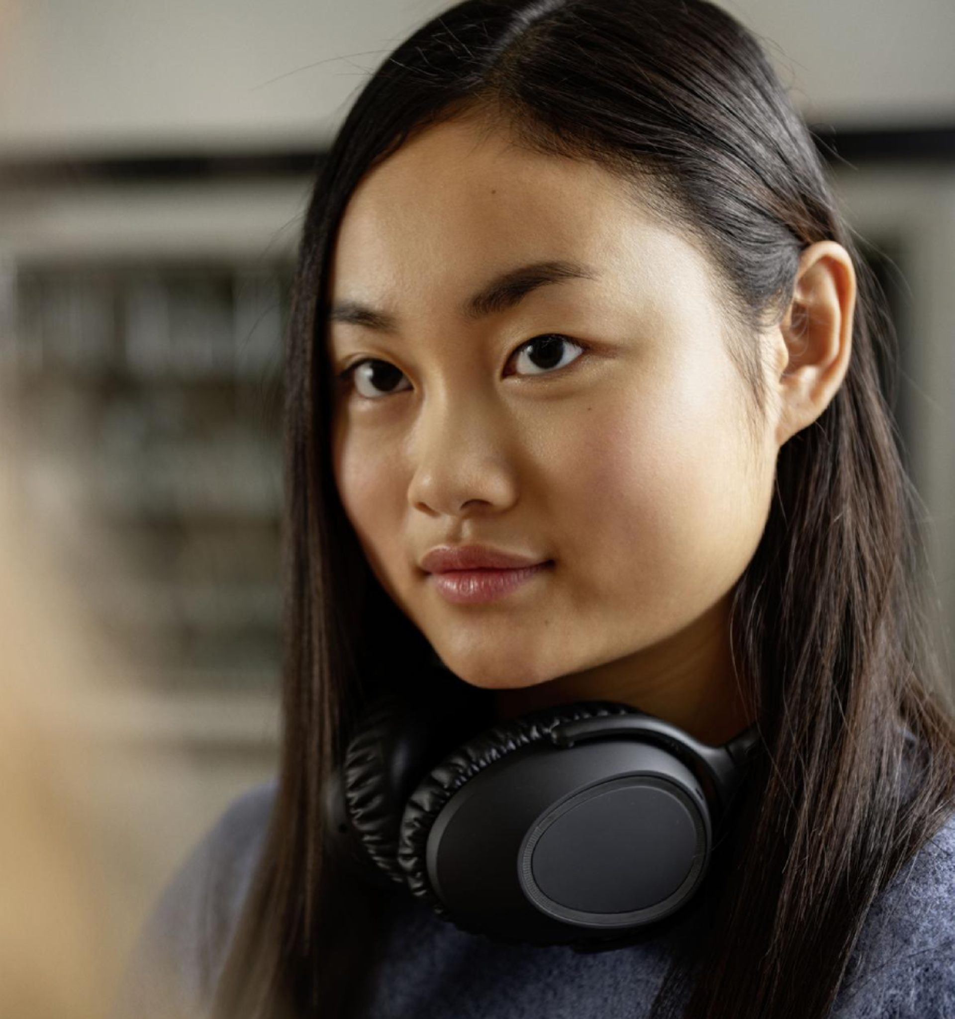 Woman wearing PXC 550-II headphones